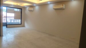 3 BHK Builder Floor For Rent in East Of Kailash