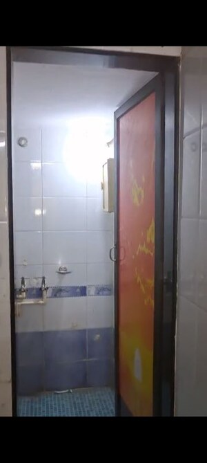 Bathroom in 2 BHK Villa at Santacruz East – for Rent