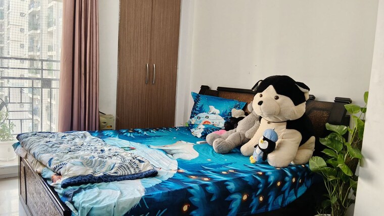 Bedroom, express-garden 3.5 Bedroom 1650 Sq.Ft. Apartment In Vaibhav Khand Ghaziabad 10750914