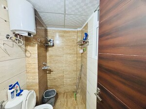 Bathroom in 2 BHK Apartment at Highland Park Chandigarh, Bhabat – for Rent