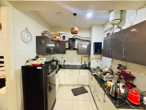 Team Area in 2 BHK Apartment at Highland Park Chandigarh, Bhabat – for Rent