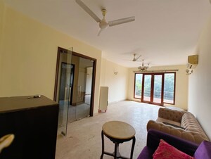 3 BHK Builder Floor For Sale in Chittaranjan Park