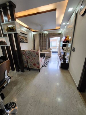 Gym in 3 BHK Builder Floor at Greater Kailash I – for Rent