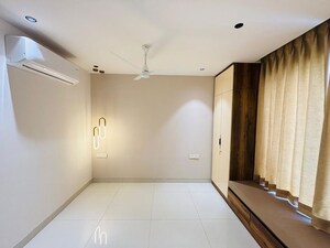 Room in 4 BHK Villa at My Home Ankura, Tellapur – for Rent