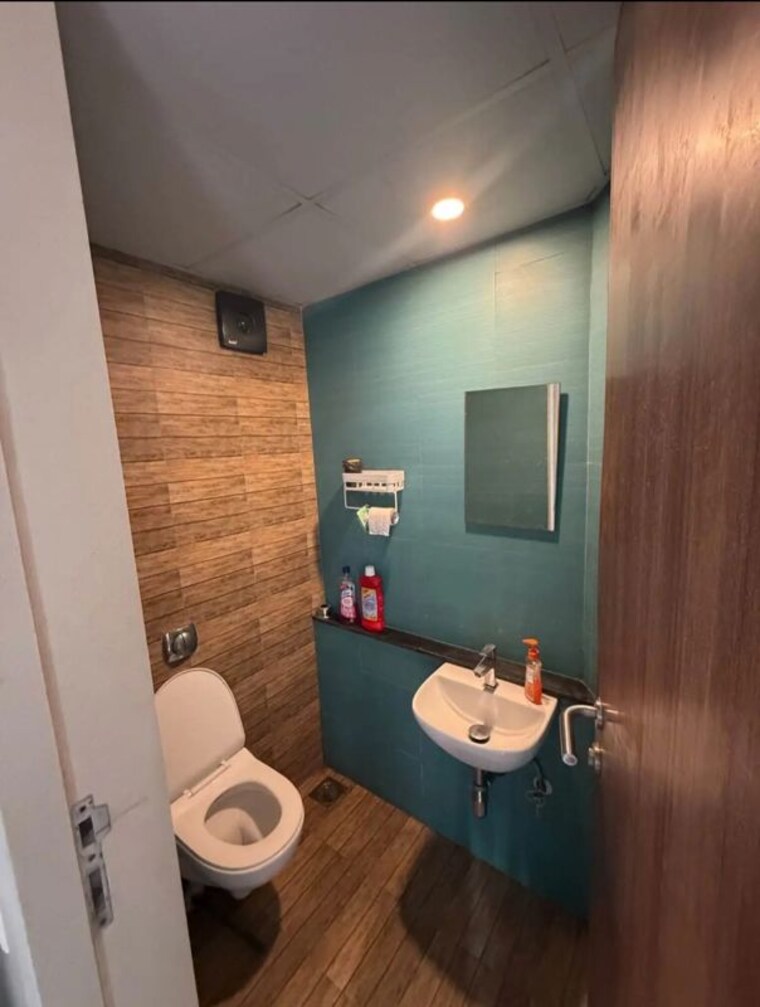Bathroom, lodha-crown-quality-homes 1 Bedroom 450 Sq.Ft. Apartment In Majiwada Thane 10750940