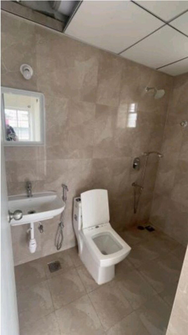 Bathroom, godrej-avenues 2.5 Bedroom 1400 Sq.Ft. Apartment In Yelahanka Bangalore 10750933