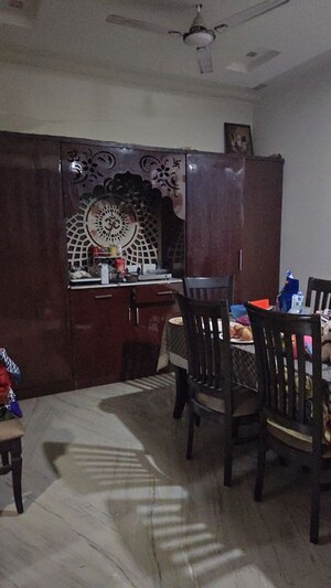 Furnished Amenities in 3.5 BHK Builder Floor at Kavi Nagar – for Sale