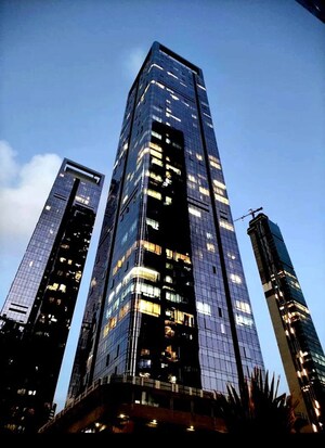 4 BHK Apartment For Rent in Indiabulls Blu, Worli