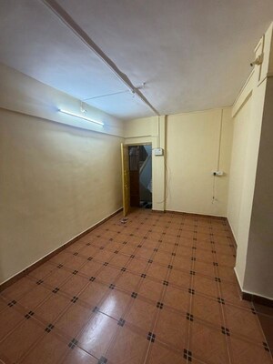 Room in 1 BHK Apartment at Shree Laxmi Park 1, Vartak Nagar – for Rent