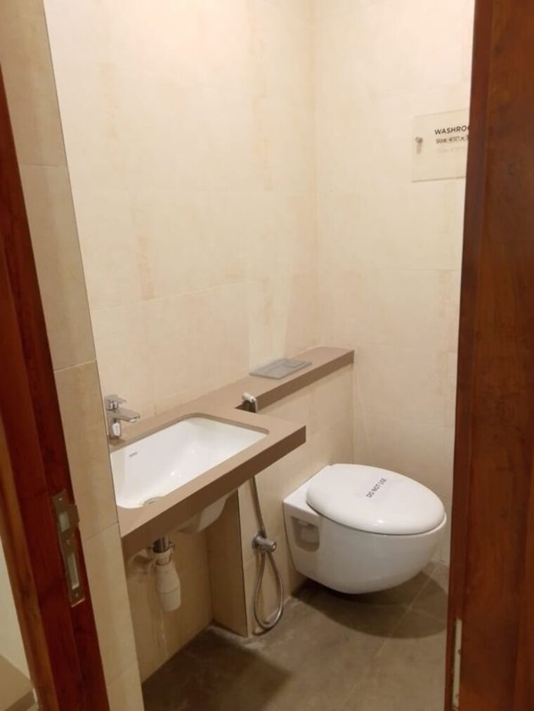 Bathroom, kalpataru-summit Commercial Office Space 465 Sq.Ft. In Mulund West Mumbai 10751037