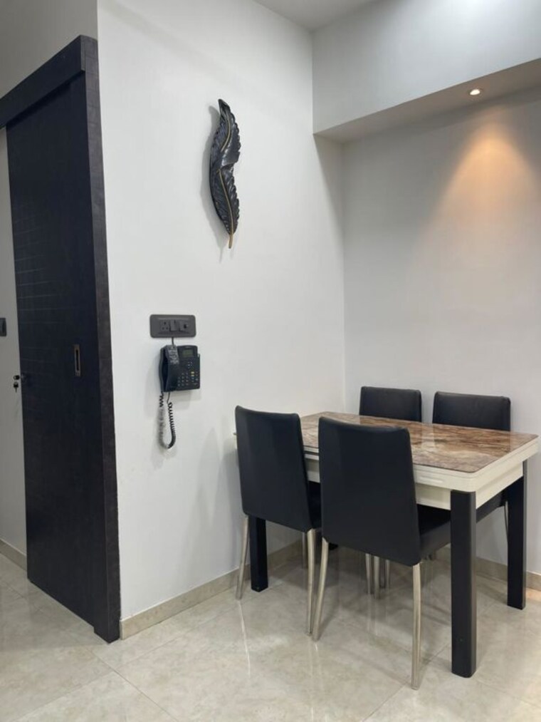 Team Area, lodha-amara 2 Bedroom 672 Sq.Ft. Apartment In Kolshet Road Thane 10751046