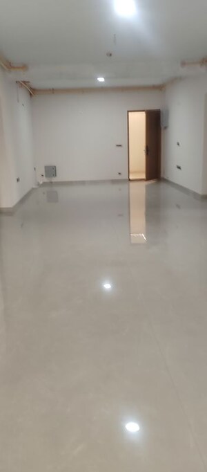 Room in 3 BHK Apartment at SAS Diamond Towers, Financial District – for Sale