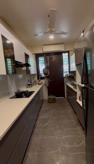 Kitchen in 3.5 BHK Builder Floor at Auram Floor, South City 2 – for Rent
