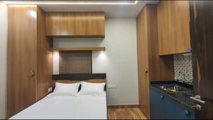 Furnished Amenities in 1 BHK Builder Floor at Unitech Arcadia, South City 2 – for Rent