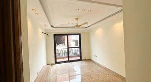 Room in 3 BHK Builder Floor at Sector 57 – for Rent