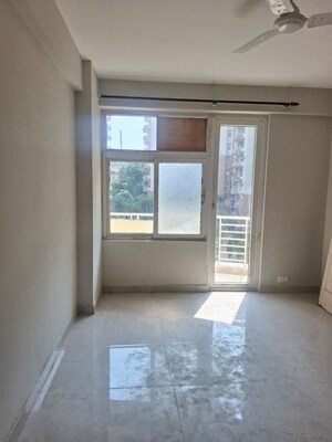 3 BHK Apartment For Rent in Tulip Petals, Sector 89