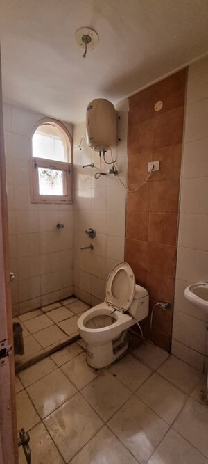 Bathroom in 3 BHK Apartment at Orbit Signature Walk, Vip Road – for Rent