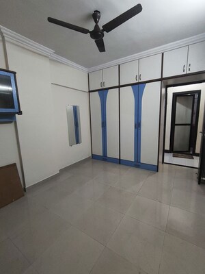 Bedroom in 2 BHK Apartment at Dheeraj Ganga, Malad West – for Rent