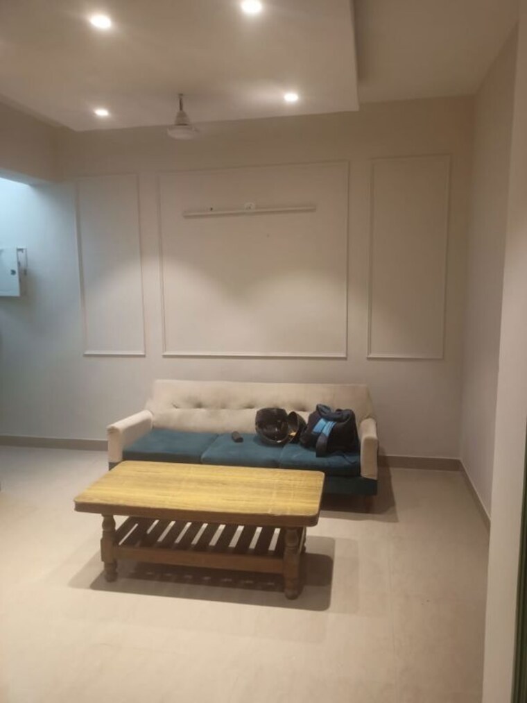 Living Room, shree-vardhman-mantra 2 Bedroom 800 Sq.Ft. Apartment In Sector 67 Gurgaon 10751147