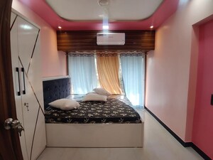Furnished Amenities in 2.5 BHK Apartment at Garden View Apartment, Goregaon East – for Rent