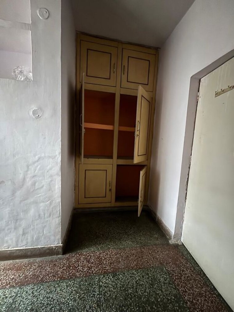 Room, rwa-apartments 2 Bedroom 950 Sq.Ft. Builder Floor In Sector 31 Noida 10751162
