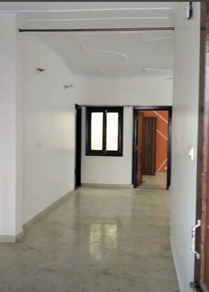 3 BHK Builder Floor For Rent in Vasundhara Sector 3