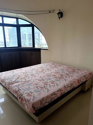 Bedroom in 3.5 BHK Apartment at Rag Megh Malhar, Goregaon East – for Rent