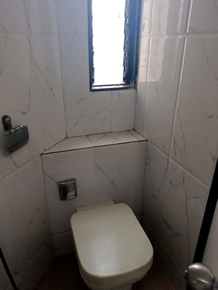 Bathroom, rag-megh-malhar 3.5 Bedroom 1520 Sq.Ft. Apartment In Goregaon East Mumbai 10751208