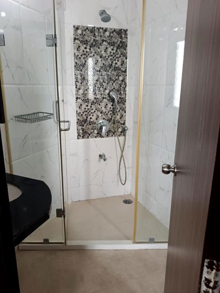 Bathroom, rag-megh-malhar 3.5 Bedroom 1520 Sq.Ft. Apartment In Goregaon East Mumbai 10751208