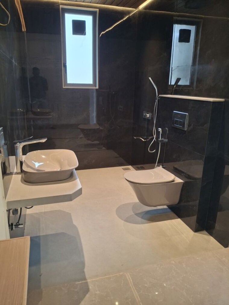 Attached Bathroom, piplod 5 Bedroom 5300 Sq.Ft. Apartment In Piplod Surat 10751207