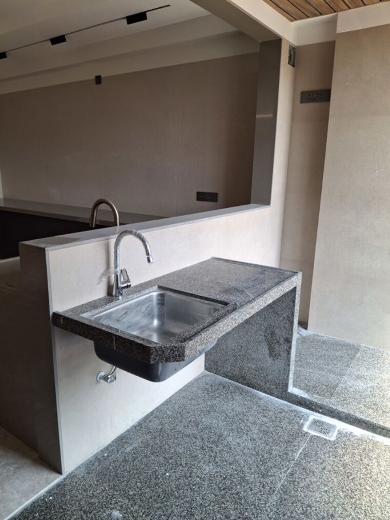 undefined, piplod 5 Bedroom 5300 Sq.Ft. Apartment In Piplod Surat 10751207