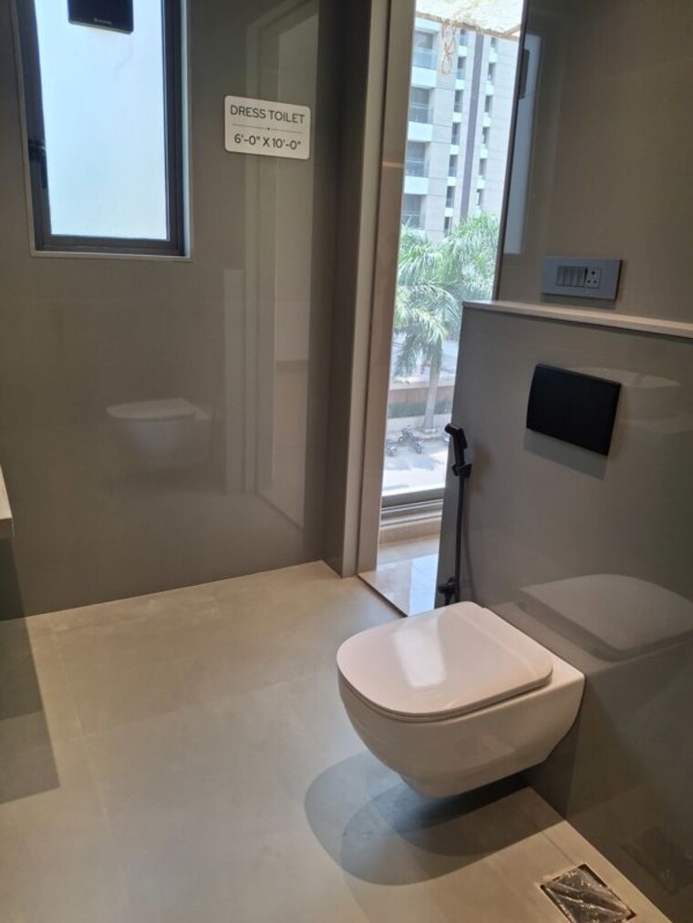 Attached Bathroom, piplod 5 Bedroom 5300 Sq.Ft. Apartment In Piplod Surat 10751207