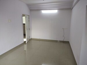 Room in 1 BHK Apartment at Goregaon West – for Rent