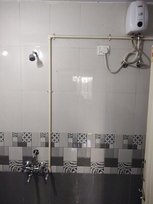 Bathroom in 1 BHK Apartment at Goregaon West – for Rent
