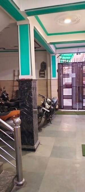 Gym in 1 RK Builder Floor at Mayur Vihar 1 – for Rent