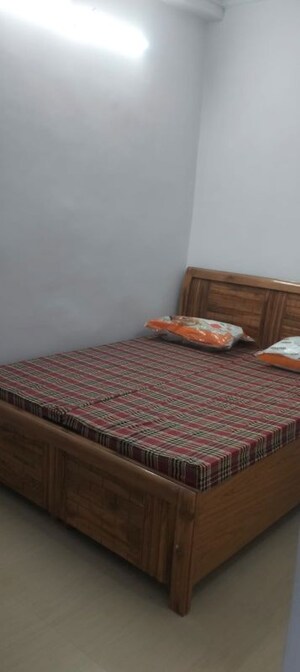Bedroom in 1 RK Builder Floor at Mayur Vihar 1 – for Rent