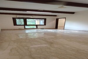 Lobby in  Builder Floor at Defence Colony – for Sale