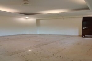 Room in  Builder Floor at Defence Colony – for Sale