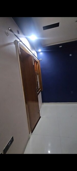 Furnished Amenities in 3 BHK Builder Floor at Greenwood Enclave, Wave City – for Rent