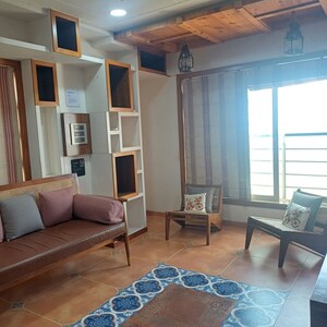 Room in 2 BHK Apartment at Shivaji Park – for Sale