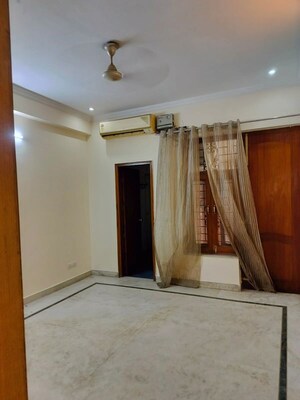 Building Lobby in 2 BHK Builder Floor at Sushant Lok I – for Rent