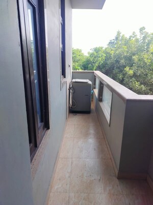 Balcony in 2 BHK Builder Floor at Ansal Sushant Lok I, Sector 43 – for Rent