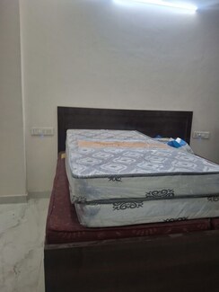1 RkBuilder Floor For Rent in Sector 40