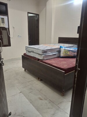 Furnished Amenities in 1 RK Builder Floor at Sector 40 – for Rent