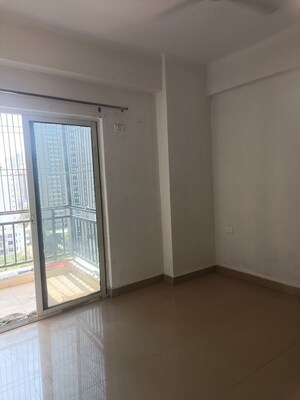 Room in 1 BHK Apartment at Maxblis Grand Wellington, Sector 75 – for Rent
