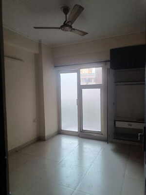 Room in 1 BHK Apartment at Maxblis Grand Wellington, Sector 75 – for Rent