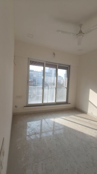 2 BHK Apartment For Sale in Jiten Apartment in Andheri West, Mumbai