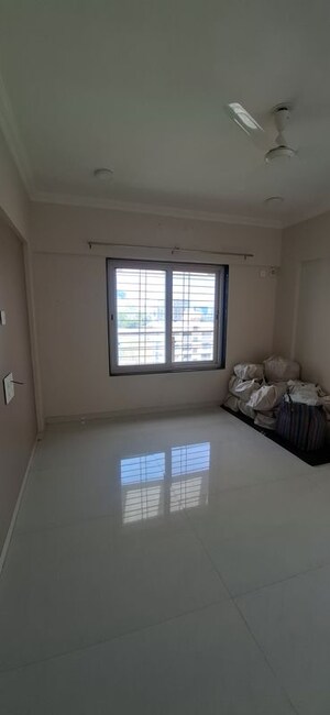Room in 4 BHK Apartment at Baner – for Sale