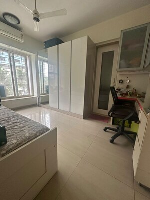 Team Area in 3 BHK Apartment at Shrishti Synchronicity, Chandivali – for Rent