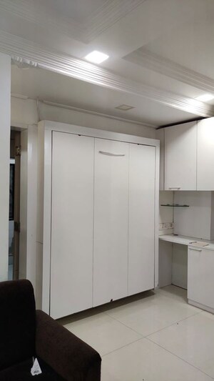 Room in 1 BHK Apartment at Hiranandani Gardens Canna, Powai – for Rent